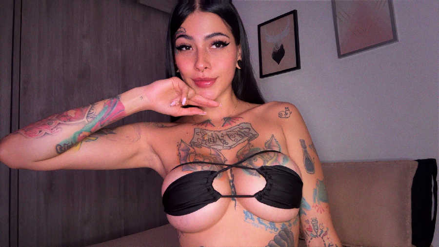 Sexy girl Eli Goth in Fuqin