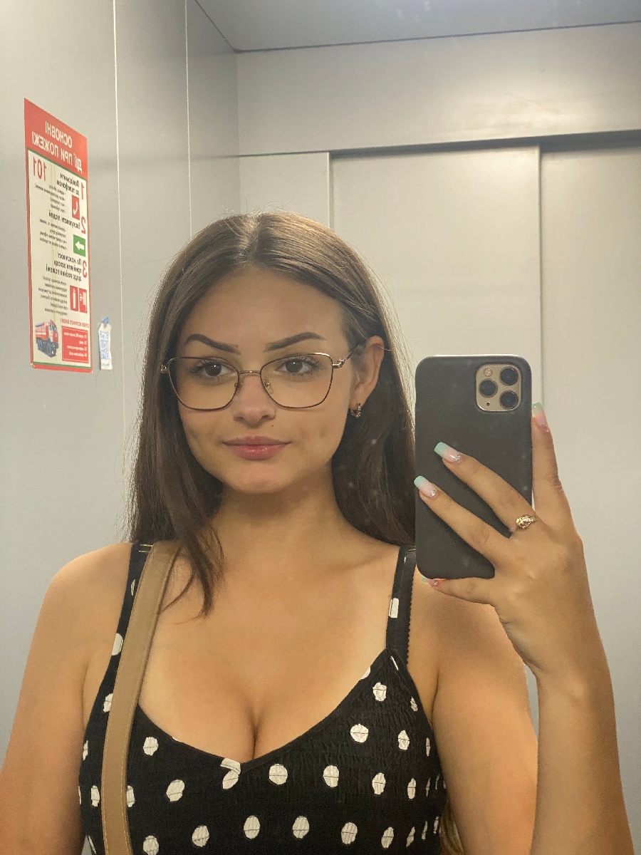 Sexy model Stacy in Fuqin